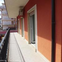 Апартаменты на второй линии моря/озера, в центре города в Италии, Вибо-Валентия, 116 кв.м.