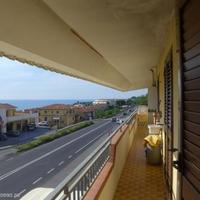 Apartment at the second line of the sea / lake in Italy, Vibo Valentia, 90 sq.m.