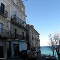 Apartment at the second line of the sea / lake, in the city center in Italy, Liguria, Vibo Valentia, 30 sq.m.