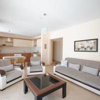 Апартаменты на второй линии моря/озера, в центре города в Турции, 90 кв.м.