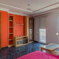 Flat in the city center in Spain, Comunitat Valenciana, Alicante, 98 sq.m.