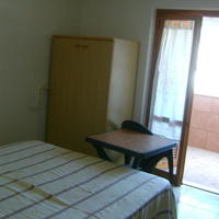 Flat at the second line of the sea / lake, in the city center in Italy, Liguria, Vibo Valentia, 43 sq.m.