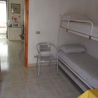 Квартира на второй линии моря/озера, в центре города в Италии, Лигурия, Калабрия, 55 кв.м.