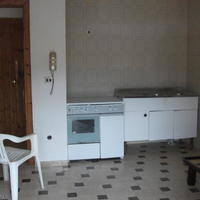 Flat at the second line of the sea / lake, in the city center in Italy, Liguria, Vibo Valentia, 30 sq.m.