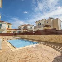 House in Republic of Cyprus, Eparchia Pafou, Polis, 115 sq.m.