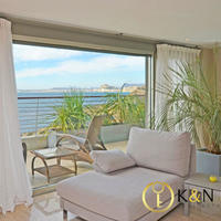 Townhouse at the first line of the sea / lake in Spain, Comunitat Valenciana, Alicante, 300 sq.m.