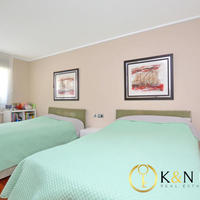 Townhouse at the first line of the sea / lake in Spain, Comunitat Valenciana, Alicante, 300 sq.m.