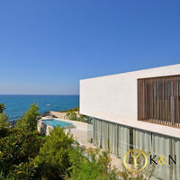 House at the first line of the sea / lake in Spain, Comunitat Valenciana, Alicante, 450 sq.m.