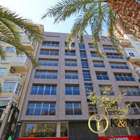 Flat in the city center in Spain, Comunitat Valenciana, Alicante, 200 sq.m.