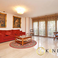 Flat in the city center in Spain, Comunitat Valenciana, Alicante, 200 sq.m.