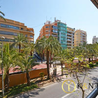 Flat in the city center in Spain, Comunitat Valenciana, Alicante, 200 sq.m.