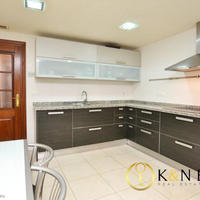 Flat in the city center in Spain, Comunitat Valenciana, Alicante, 200 sq.m.