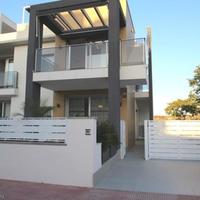 Townhouse in the suburbs in Spain, Comunitat Valenciana, Alicante, 100 sq.m.