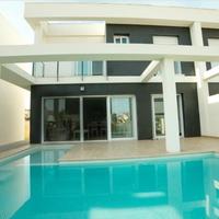 Villa in the suburbs in Spain, Comunitat Valenciana, Alicante, 100 sq.m.