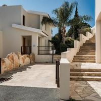 Villa at the seaside in Republic of Cyprus, Eparchia Pafou, 200 sq.m.