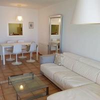 Apartment at the first line of the sea / lake, in the suburbs in Spain, Comunitat Valenciana, Alicante, 90 sq.m.