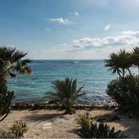 Villa at the seaside in Republic of Cyprus, Eparchia Pafou, 200 sq.m.