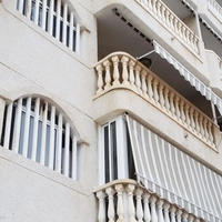 Апартаменты на второй линии моря/озера, в центре города в Испании, Валенсия, Аликанте, 90 кв.м.