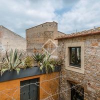 Villa in Spain, Catalunya, Girona, 164 sq.m.