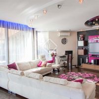 Вилла у моря в Испании, Каталония, Льорет-де-Мар, 408 кв.м.