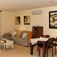 Townhouse at the second line of the sea / lake in Spain, Catalunya, Cambrils, 180 sq.m.