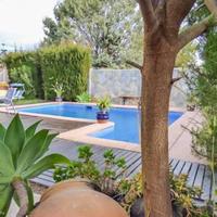 Шале в пригороде в Испании, Каталония, Камбрилс, 125 кв.м.