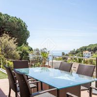 Вилла у моря в Испании, Каталония, Льорет-де-Мар, 452 кв.м.