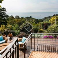 Вилла у моря в Испании, Каталония, Жирона, 590 кв.м.