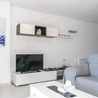 Apartment in the city center, at the first line of the sea / lake in Spain, Catalunya, Cambrils, 79 sq.m.