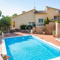 Вилла в Испании, Каталония, Льорет-де-Мар, 383 кв.м.