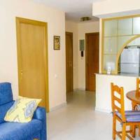 Flat in the city center in Spain, Catalunya, Cambrils, 62 sq.m.