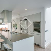 Villa by the lake, at the seaside in Spain, Catalunya, Girona, 413 sq.m.