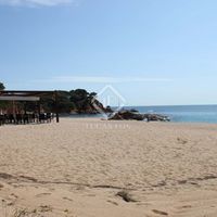 Land plot at the seaside in Spain