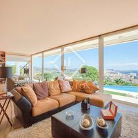 Villa in the big city, at the seaside in Spain, Catalunya, Girona, 971 sq.m.