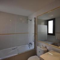 Apartment at the first line of the sea / lake in Spain, Comunitat Valenciana, Alicante, 90 sq.m.