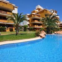 Apartment at the first line of the sea / lake in Spain, Comunitat Valenciana, Alicante, 90 sq.m.