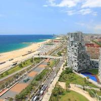 Пентхаус на первой линии моря/озера в Испании, Каталония, Побленоу, 120 кв.м.