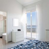 Villa at the seaside in Spain, 317 sq.m.