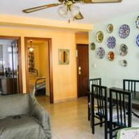 Апартаменты в центре города, на первой линии моря/озера в Испании, Каталония, Камбрилс, 88 кв.м.