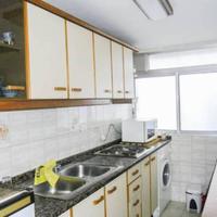 Апартаменты в центре города, на первой линии моря/озера в Испании, Каталония, Камбрилс, 88 кв.м.