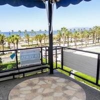 Апартаменты в центре города, на первой линии моря/озера в Испании, Каталония, Камбрилс, 88 кв.м.