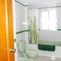 Апартаменты в центре города, на первой линии моря/озера в Испании, Каталония, Камбрилс, 88 кв.м.