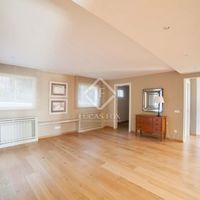 Villa at the seaside in Spain, Catalunya, Girona, 403 sq.m.