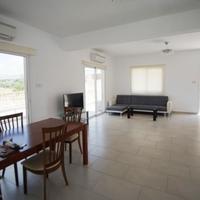 Villa in the city center, in the suburbs in Republic of Cyprus, Eparchia Pafou, 320 sq.m.