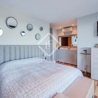 Вилла в большом городе, у озера, у моря в Испании, Каталония, Льорет-де-Мар, 338 кв.м.