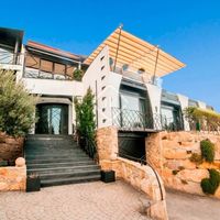 Вилла в горах, у моря в Испании, Каталония, Льорет-де-Мар, 809 кв.м.