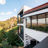 Вилла в горах, у моря в Испании, Каталония, Льорет-де-Мар, 809 кв.м.