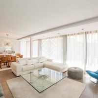 Вилла у моря в Испании, Каталония, Льорет-де-Мар, 500 кв.м.