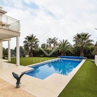 Villa at the seaside in Spain, Catalunya, Girona, 370 sq.m.