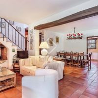 Вилла в Испании, Каталония, Жирона, 406 кв.м.